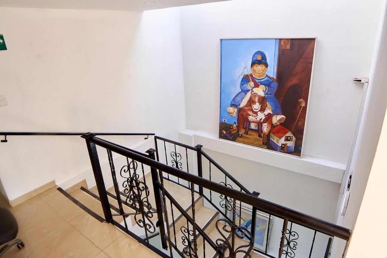 Hotel Colonial Internacional Bogotá Dış mekan fotoğraf